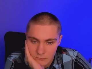 thomas-crow Live Webcam on {site_name}