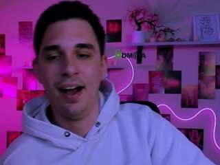 thomas-crow webcam model