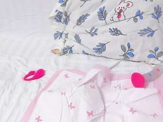 toramika live webcam show