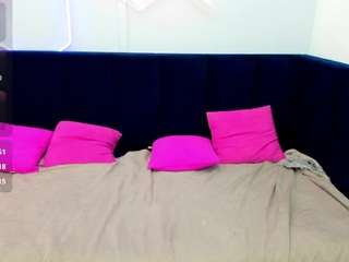 valeriekingg Live Webcam on CamSoda