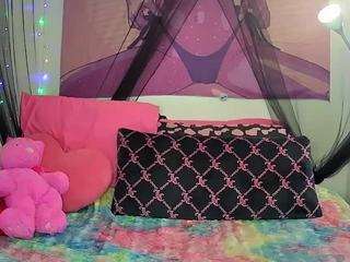 barbieriot Live Webcam on CamSoda