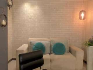  carlabrunni chat room