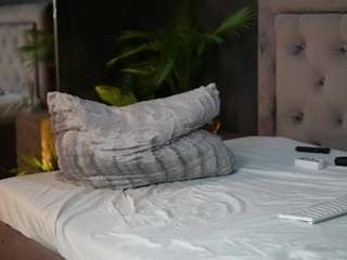 celineheaven live webcam show