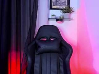 dakota-cullenn webcam