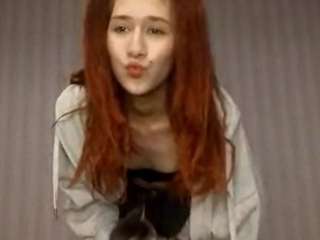 elisacheser webcam model