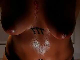 hailey-ross's CamSoda show and profile