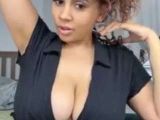 lightskinchick12