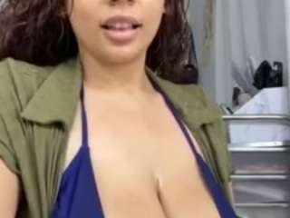 lightskinchick12