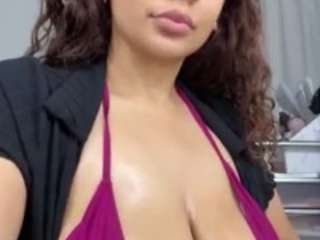 lightskinchick12