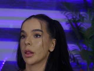 miss-denisse Live Webcam on CamSoda