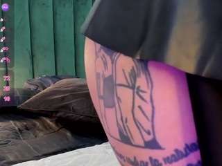 paulinagame's CamSoda show and profile