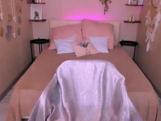 RoxyMorris live cam preview