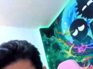 ryan-evanss's CamSoda show and profile