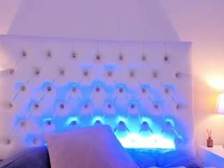 scarlett-bunnyy Live Webcam on CamSoda