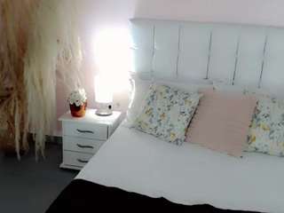 sebastiancruz1's CamSoda show and profile