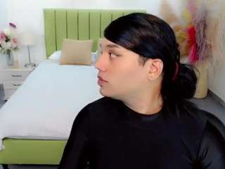 sebastiancruz1's CamSoda show and profile