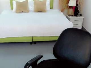 sebastiancruz1's CamSoda show and profile