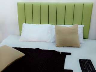 sebastiancruz1's CamSoda show and profile