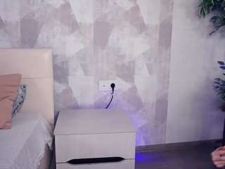  selinaconell chat room