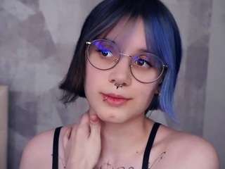  selinaconell chat room