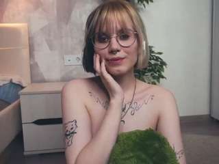 selinaconell's CamSoda show and profile