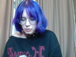 le modèle selinaconell est en webcam porno dans un show sur le site camsoda, il possède les tags suivants: ahegao,public,lush,naked,natural,nature,neon hair,no drinking,normal,orgasm,pov,sexy,lesbian,skinny,smoking,spank,tattoos,tease,teen 18,toys