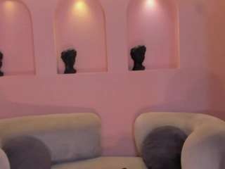 zarakafruni Live Webcam on CamSoda