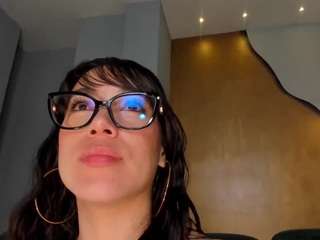 zarakafruni live webcam show