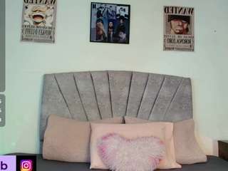 arin-moore webcam