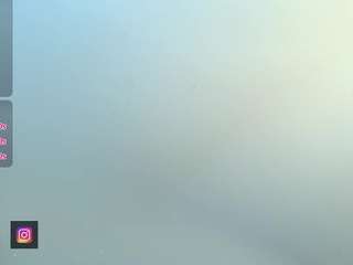 Arin-moore live webcam show