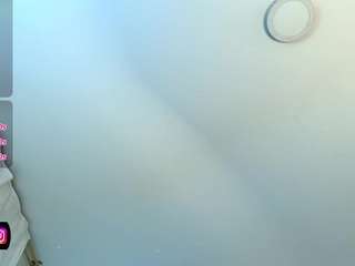 Arin-moore live webcam show