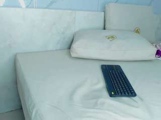  camilla-weit chat room