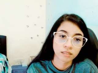 ellieaurora webcam model