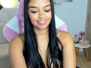 haileyflorez's live room