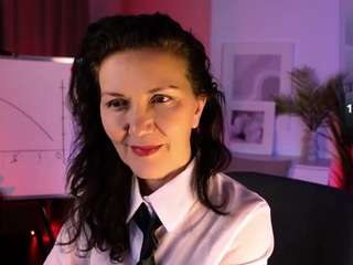 irenemarlow's CamSoda show and profile