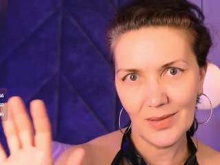 irenemarlow's CamSoda show and profile