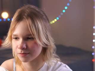 lavernkillen's CamSoda show and profile