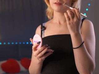 lavernkillen's CamSoda show and profile