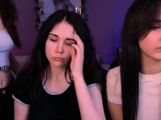 mikameovv Live Webcam on CamSoda