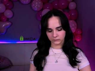 mikameovv Live Webcam on CamSoda