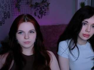 mikameovv's CamSoda show and profile