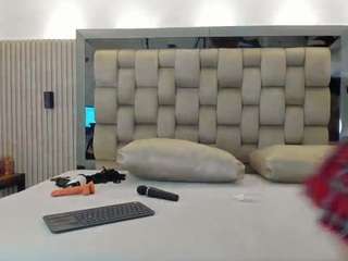 noah-pariss Live Webcam on CamSoda