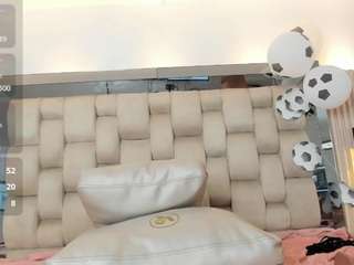 noah-pariss Sex Cam Show