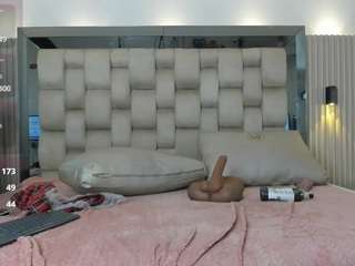 noah-pariss Sex Cam Show