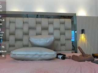 Noah-Pariss live webcam show