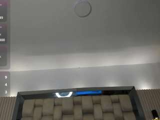 Noah-Pariss live webcam show