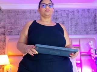 selennacooper's CamSoda show and profile