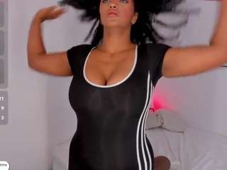 tinacurly Live Webcam on CamSoda