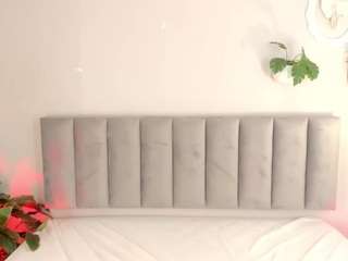 tinacurly Live Webcam on CamSoda