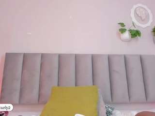 tinacurly live cam profile